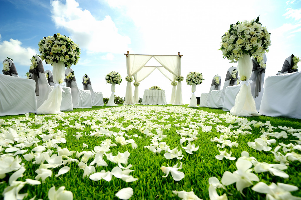 wedding event with white motif